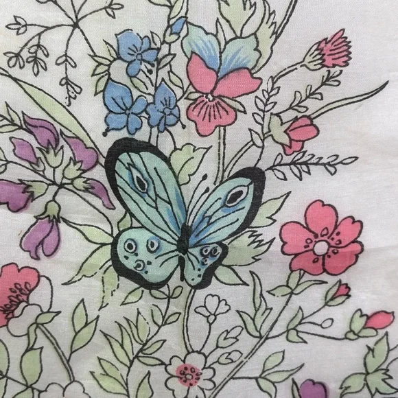 Vintage 60s square silk scarf garden floral butterflies painted hand rolled edge - Picture 10 of 16